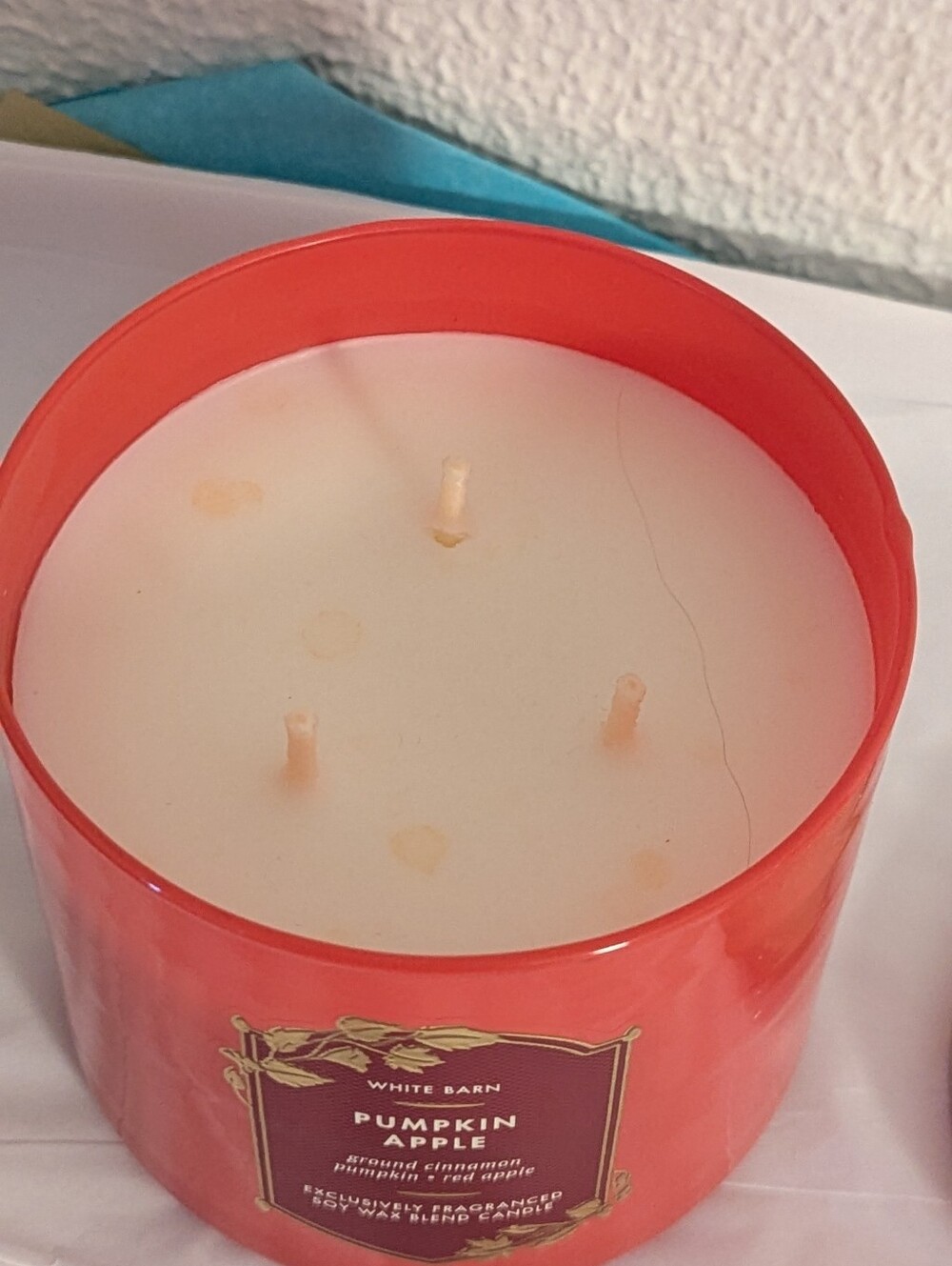 White Barn Bath & Body Works Scented Candle Pumpkin Apple 3 Wick 14.5 Oz  New - Picture 3 of 5